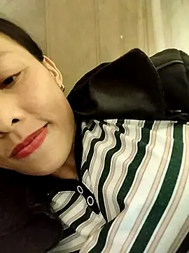 Snapshot of Sinejdk3 chatting on October 2025 01:25:01 PM Sinejdk3 online show from October 2025 01:25:01 PM