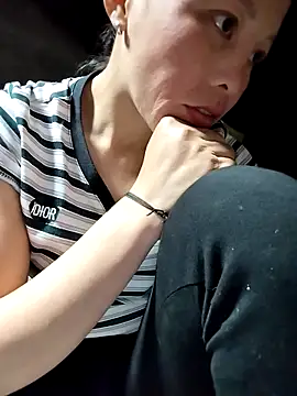 Snapshot of Sinejdk3 chatting on November 2025 03:05:01 AM Sinejdk3 online show from November 2025 03:05:01 AM