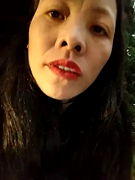 Snapshot of Sinejdk3 chatting on November 2025 11:04:02 PM Sinejdk3 online show from November 2025 11:04:02 PM