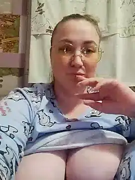 Snapshot of Kiss_Eva chatting on January 2025 06:03:02 PM Kiss Eva online show from January 2025 06:03:02 PM