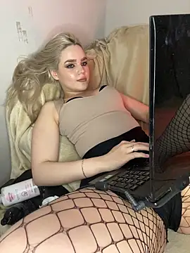 April Purr online show from April 2026 01:41:01 PM