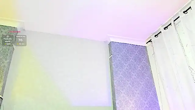 Snapshot of MiilaBlake chatting on November 2025 08:02:01 PM MiilaBlake online show from November 2025 08:02:01 PM