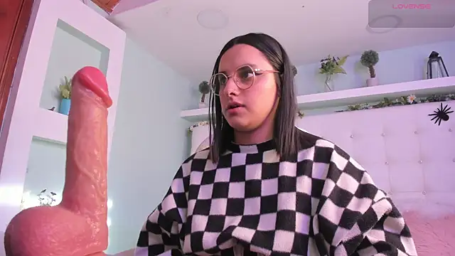 paulha miller online show from November 2025 12:15:01 PM