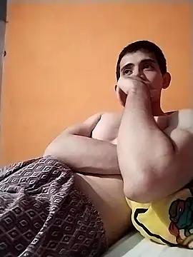 KingMaxiZ online show from September 2025 05:18:02 AM