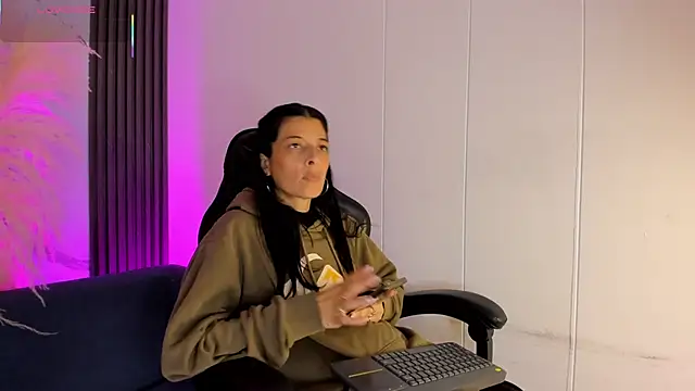 ShaunaDream online show from February 2026 04:57:02 AM