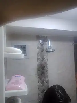 Snapshot of VioletxBloom chatting on November 2025 04:53:01 PM VioletxBloom online show from November 2025 04:53:01 PM