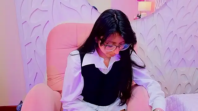 VioletxBloom online show from February 2026 07:45:01 PM