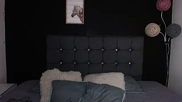 Snapshot of nicolee_8 chatting on November 2025 02:28:01 PM nicolee 8 online show from November 2025 02:28:01 PM