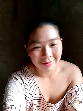 quynhkoolbae online show from October 2025 11:38:02 PM