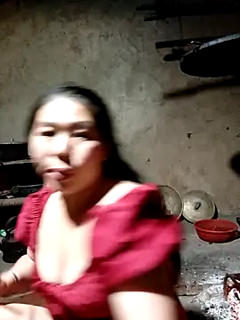 quynhkoolbae online show from October 2025 11:44:01 AM