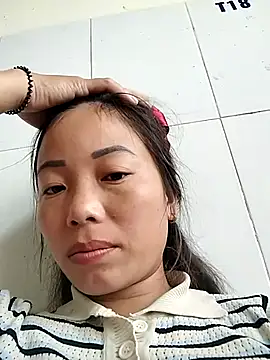 Annaacutee online show from October 2025 01:17:02 AM