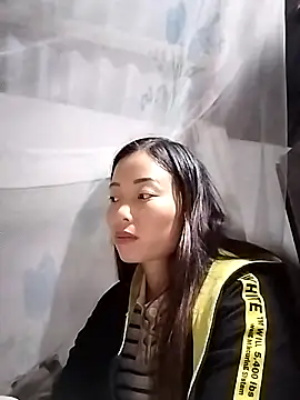 Annaacutee online show from November 2025 01:13:01 PM