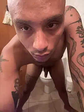 IskanderDemian online show from October 2025 08:42:01 PM