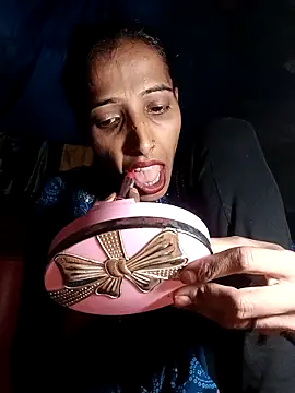 Pinki thakur 1 online show from October 2025 03:56:02 PM