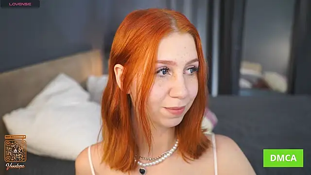 Snapshot of Venelopa chatting on November 2025 03:32:02 PM Venelopa online show from November 2025 03:32:02 PM