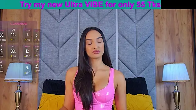 Snapshot of Kimberlymav chatting on October 2025 03:17:01 AM Kimberlymav online show from October 2025 03:17:01 AM