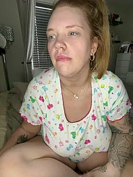 Snapshot of MysteriousMylaX chatting on April 2026 09:58:01 AM MysteriousMylaX online show from April 2026 09:58:01 AM