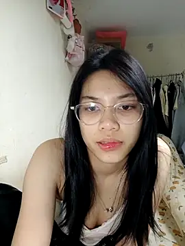 Snapshot of Katanh chatting on October 2025 12:40:02 PM Katanh online show from October 2025 12:40:02 PM