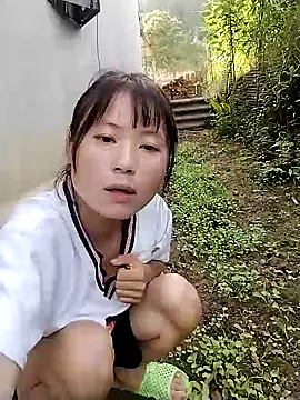 Snapshot of linda_bae00 chatting on September 2025 12:44:02 AM linda bae00 online show from September 2025 12:44:02 AM