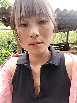 Snapshot of linda_bae00 chatting on September 2025 01:22:02 AM linda bae00 online show from September 2025 01:22:02 AM