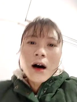 Snapshot of linda_bae00 chatting on November 2025 12:27:01 AM linda bae00 online show from November 2025 12:27:01 AM