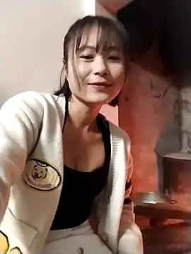 Snapshot of linda_bae00 chatting on November 2025 01:16:01 AM linda bae00 online show from November 2025 01:16:01 AM