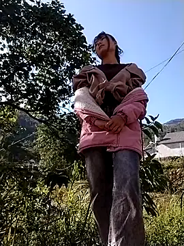 Snapshot of linda_bae00 chatting on November 2025 01:52:02 AM linda bae00 online show from November 2025 01:52:02 AM