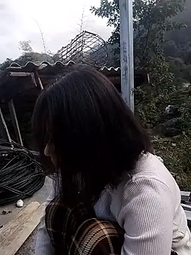 Snapshot of linda_bae00 chatting on December 2025 05:44:02 AM linda bae00 online show from December 2025 05:44:02 AM