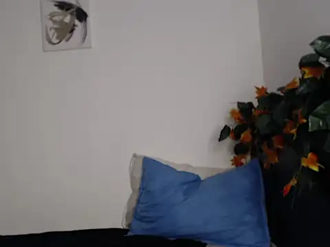 Snapshot of __abrill__ chatting on October 2025 02:37:02 AM   abrill   online show from October 2025 02:37:02 AM