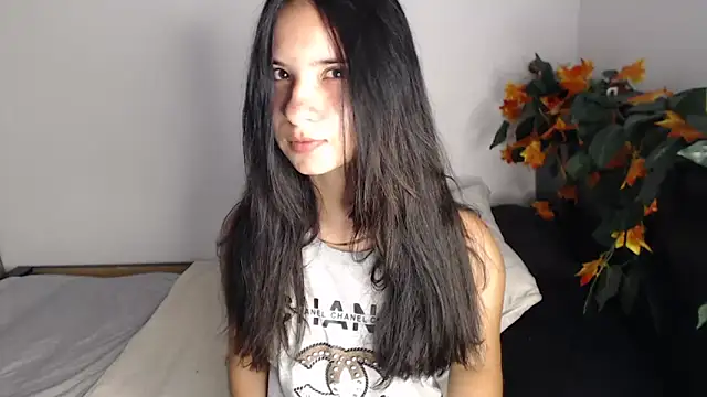 Snapshot of __abrill__ chatting on October 2025 10:10:01 PM   abrill   online show from October 2025 10:10:01 PM