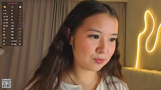 Snapshot of AlberthaEscue chatting on September 2025 04:17:02 AM AlberthaEscue online show from September 2025 04:17:02 AM