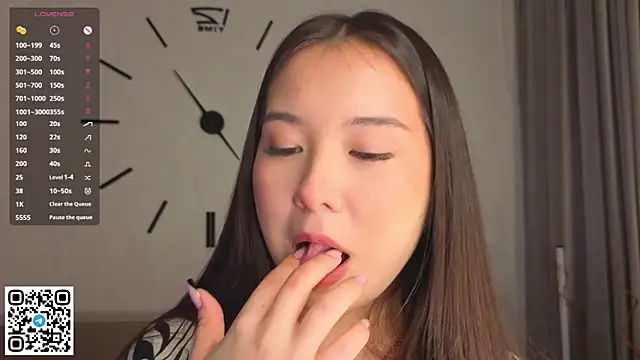 Snapshot of AlberthaEscue chatting on October 2025 04:13:01 AM AlberthaEscue online show from October 2025 04:13:01 AM