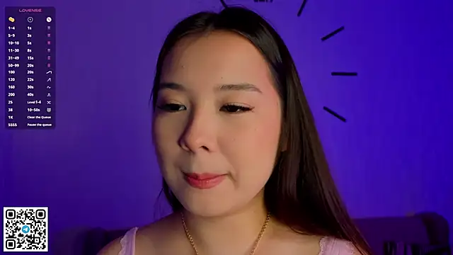 Snapshot of AlberthaEscue chatting on November 2025 04:14:02 AM AlberthaEscue online show from November 2025 04:14:02 AM