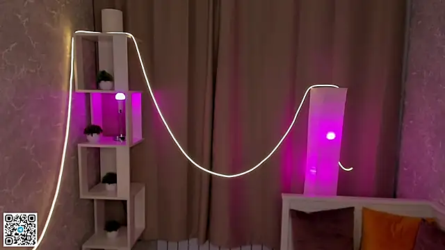 Snapshot of AlberthaEscue chatting on November 2025 04:11:01 AM AlberthaEscue online show from November 2025 04:11:01 AM