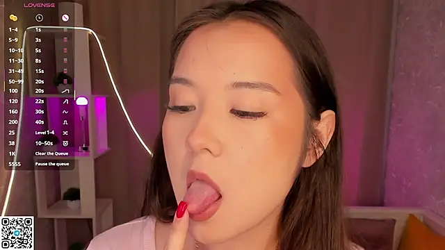 Snapshot of AlberthaEscue chatting on November 2025 04:12:02 AM AlberthaEscue online show from November 2025 04:12:02 AM