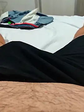 Snapshot of t-dog26 chatting on September 2025 06:00:01 PM t-dog26 online show from September 2025 06:00:01 PM