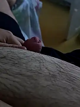 Snapshot of t-dog26 chatting on October 2025 03:36:02 AM t-dog26 online show from October 2025 03:36:02 AM