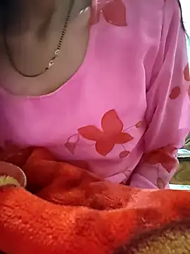 Komal0099 online show from December 2025 03:15:01 AM