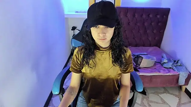 alison moon7 online show from October 2025 11:54:02 AM