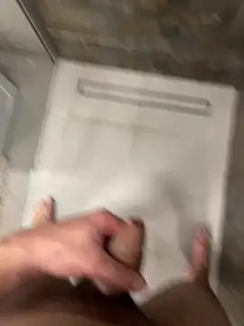 MrZli online show from February 2026 04:49:02 PM