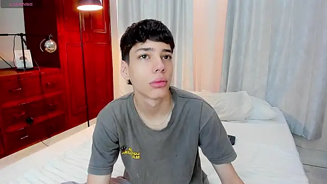 Snapshot of oblivion_deku chatting on October 2025 01:21:02 PM oblivion deku online show from October 2025 01:21:02 PM