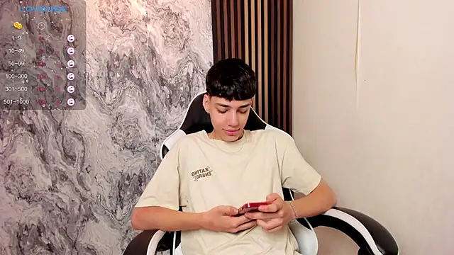 Snapshot of oblivion_deku chatting on October 2025 01:12:01 PM oblivion deku online show from October 2025 01:12:01 PM