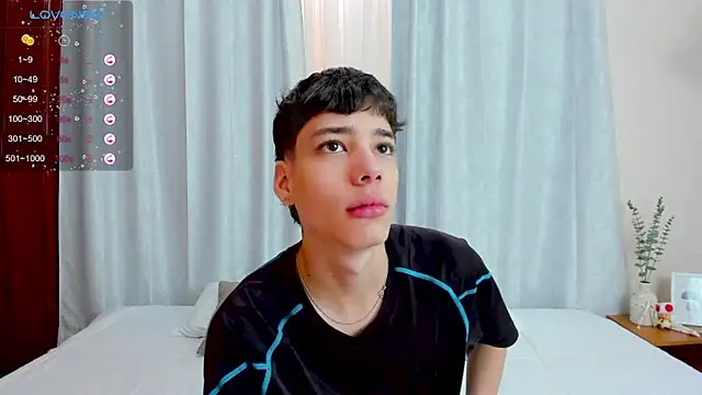 Snapshot of oblivion_deku chatting on November 2025 01:13:01 PM oblivion deku online show from November 2025 01:13:01 PM