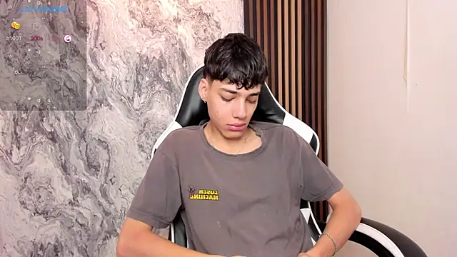 Snapshot of oblivion_deku chatting on November 2025 01:45:01 PM oblivion deku online show from November 2025 01:45:01 PM