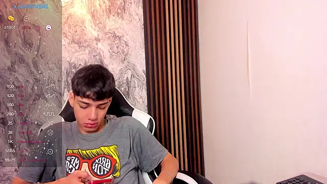 Snapshot of oblivion_deku chatting on November 2025 01:00:01 PM oblivion deku online show from November 2025 01:00:01 PM