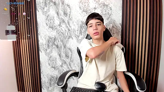 Snapshot of oblivion_deku chatting on November 2025 01:43:03 PM oblivion deku online show from November 2025 01:43:03 PM