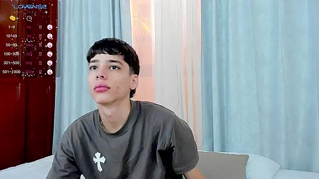 Snapshot of oblivion_deku chatting on November 2025 01:34:01 PM oblivion deku online show from November 2025 01:34:01 PM