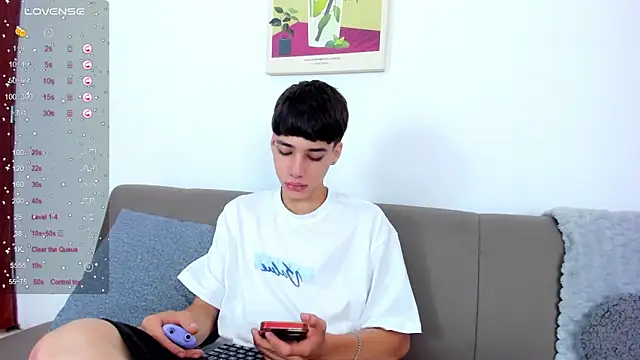 Snapshot of oblivion_deku chatting on December 2025 01:26:01 PM oblivion deku online show from December 2025 01:26:01 PM