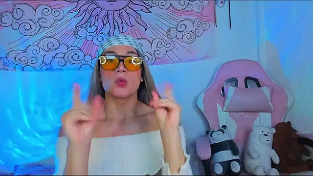 Snapshot of brihanna_cooper chatting on March 2026 01:55:01 PM brihanna cooper online show from March 2026 01:55:01 PM