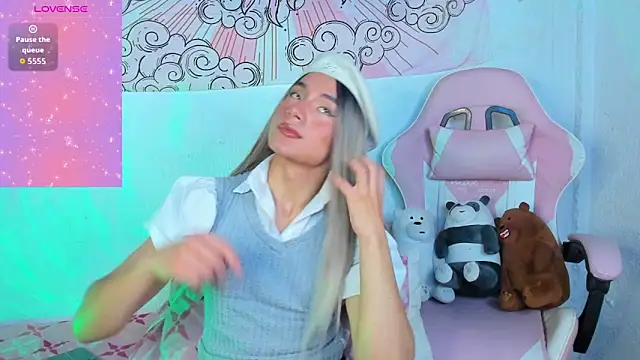 Snapshot of brihanna_cooper chatting on April 2026 02:20:01 PM brihanna cooper online show from April 2026 02:20:01 PM